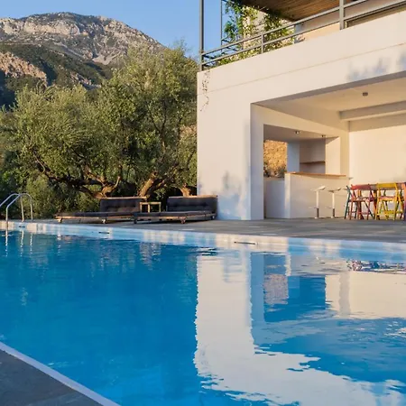 Myria וילה קלמאטה