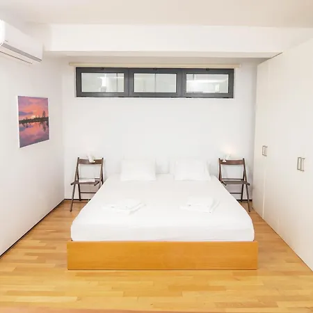 Myria Willa Kalamata