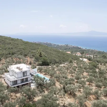 וילה Myria קלמאטה