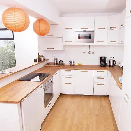 Myria וילה קלמאטה